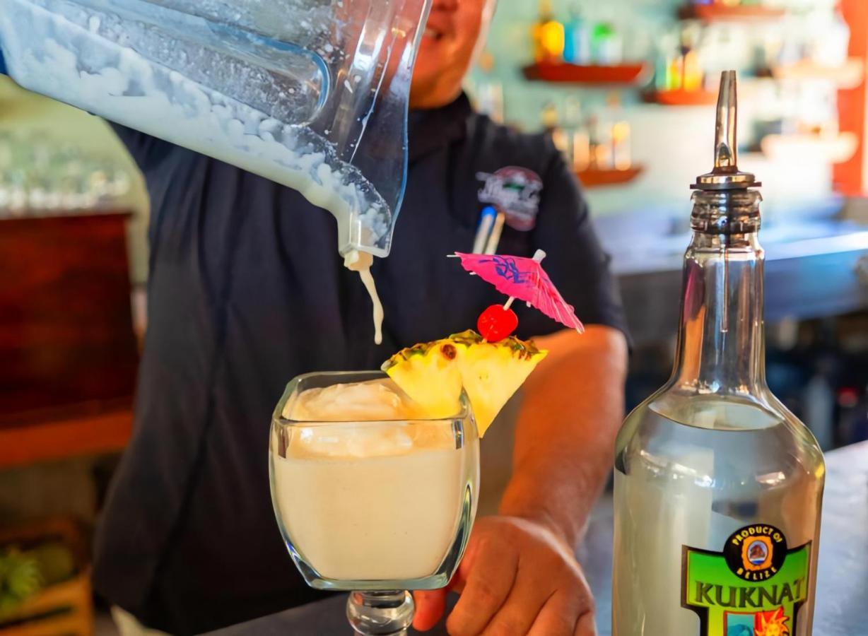 Island Magic Beach Resort Caye Caulker Esterno foto