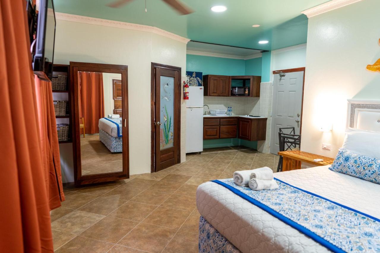 Island Magic Beach Resort Caye Caulker Esterno foto